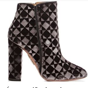 AQUAZZURA Geometric Velvet Ankle Boots 39